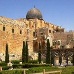זמן שלושה רְגָלִים, עולים לירושלים עיר הקודש