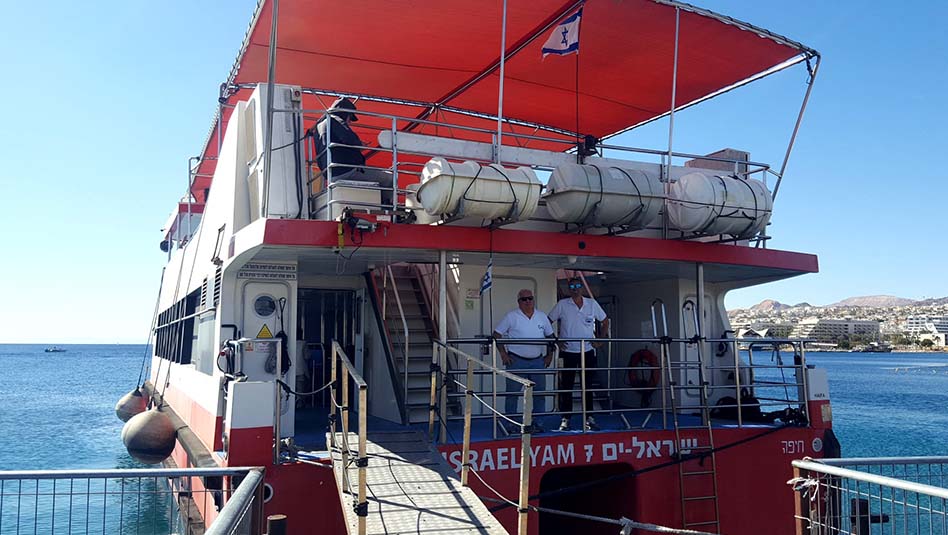 שייט לחופי הים האדום, עם 'ישראל-ים': חוויה משפחתית כייפית באילת | FAMILY GO