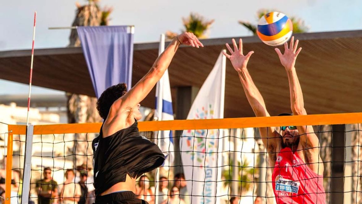 אליפות ישראל בכדורעף חופים. צילום אלי פאר אליפות ישראל בכדורעף חופים חוזרת לחוף פרישמן בת”א-יפו