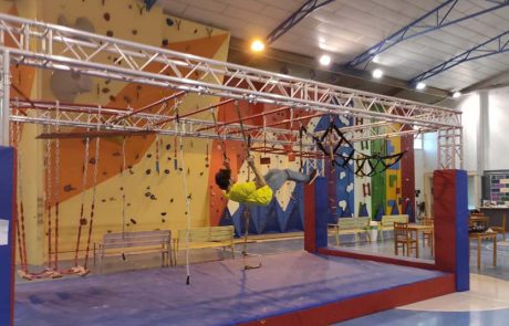 מטפסים ונהנים במתחם iclimb מנרה