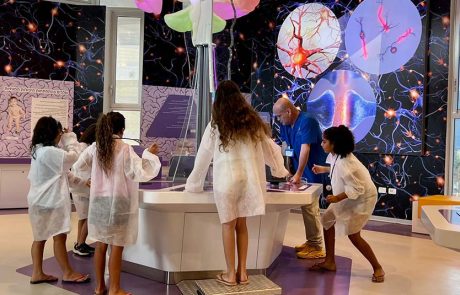 פעילות הקיץ בטכנודע חדרה: אשליות, רובוטים, חלל ותעופה