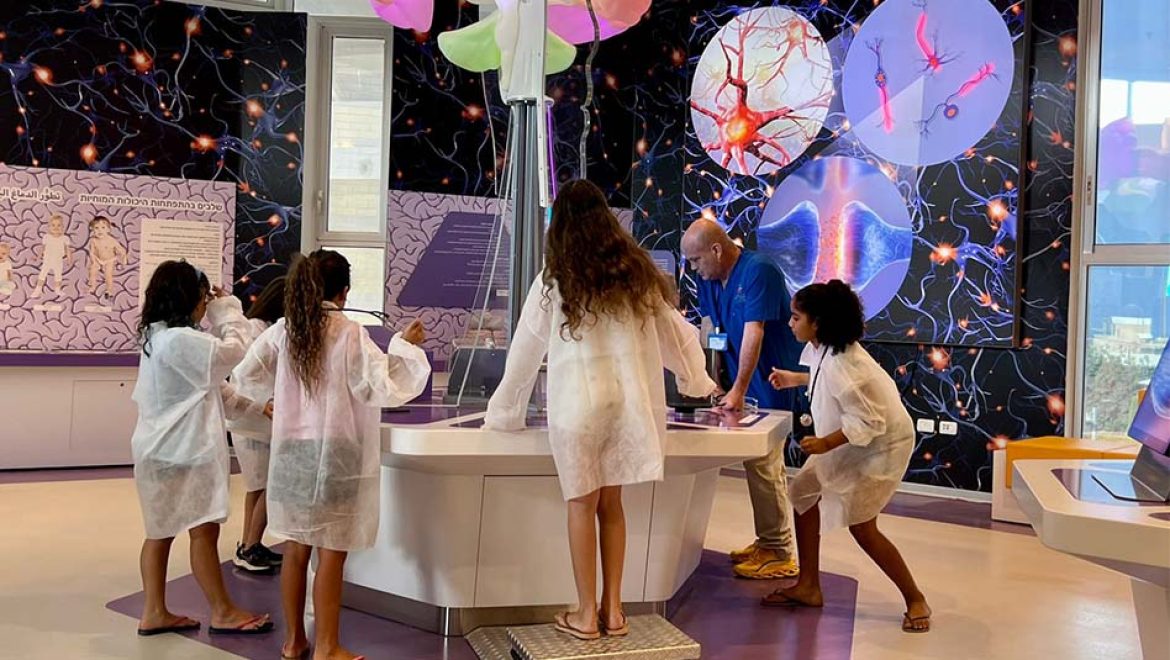 פעילות הקיץ בטכנודע חדרה: אשליות, רובוטים, חלל ותעופה