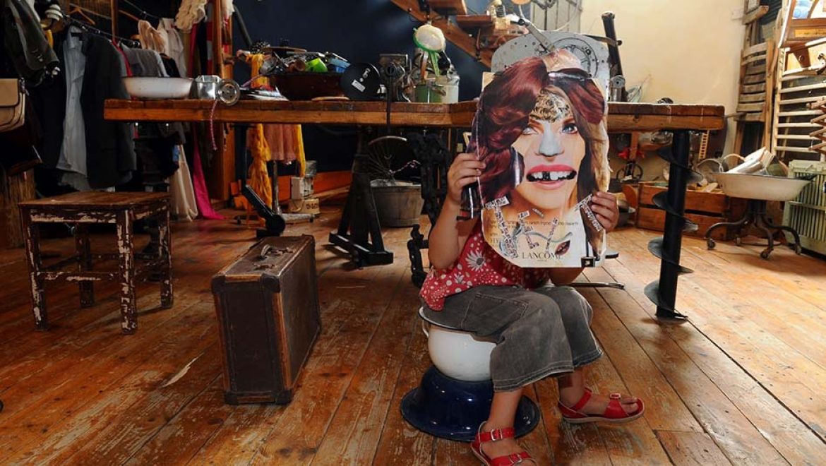 “דא? לא, דאדא במוזיאון”