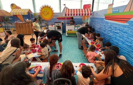אוגוסט במזגן: אמני חושים, דינוזאורים, בישול, והופעות חיות לכל המשפחה