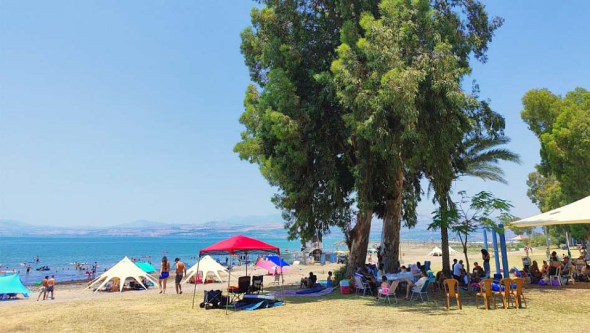 חוף דוגית בכנרת. צילום מיכאל קרופצקי, איגוד ערים כינרת איגוד ערים כינרת: ננעלה רשמית עונת הרחצה בכינרת