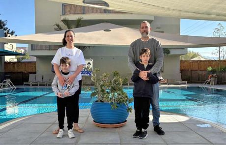 האירוח הכייפי של משפחת קופר במלון דירות נופש אלמוגים, אילת